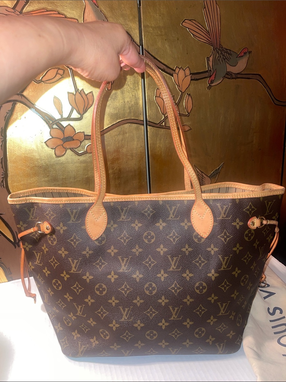 Louis Vuitton Neverfull - Picture 3 of 17